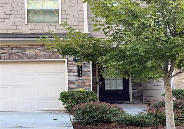 Photo 2 of Townhouse for sale at 2533 Shetley Crk Dr, Norcross, GA 30071 | MLS# 7848834 | Listing updated on 2026-10-30