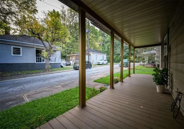 Photo 3 of Single family home for sale at 3 Bay St, Covington, GA 30014 | MLS# 7832270 | Listing updated on 2026-09-04