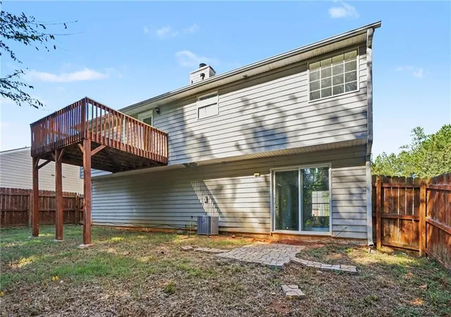 Photo 4 of Single family home for sale at 6451 Alford Cir, Lithonia, GA 30058 | MLS# 7860700 | Listing updated on 2026-10-29