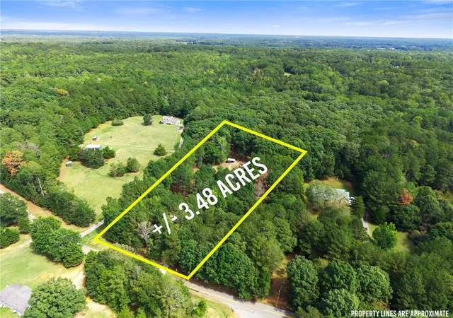 Photo 2 of Sale Pending at 631 Edmondson Rd, Monroe, GA 30656 | MLS# 7843660 | Listing updated on 2026-10-04