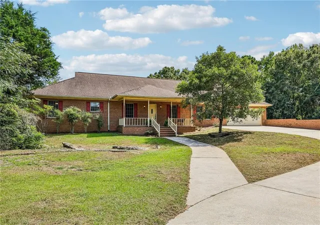 Photo 3 of Single family home for sale at 8791 Pleasant Hl Rd, Conyers, GA 30012 | MLS# 7839716 | Listing updated on 2026-09-18