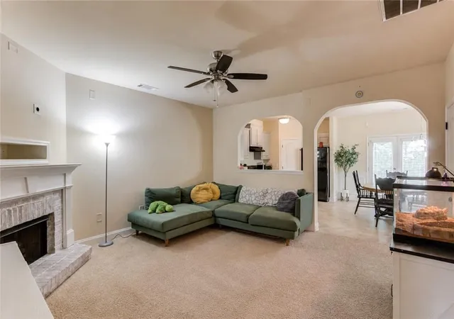 Photo 2 of Townhouse for sale at 181 Turtle Crk Dr, Winder, GA 30680 | MLS# 7762945 | Listing updated on 2026-09-08