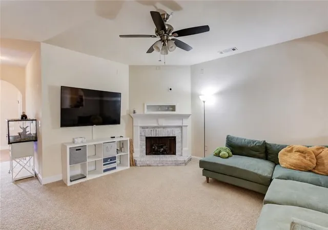 Photo 3 of Townhouse for sale at 181 Turtle Crk Dr, Winder, GA 30680 | MLS# 7762945 | Listing updated on 2026-09-08