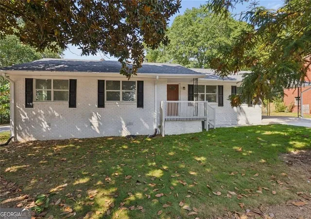 Photo 2 of Single family home for sale at 546 Lamar Dr, Forest Park, GA 30297 | MLS# 7836014 | Listing updated on 2026-09-11