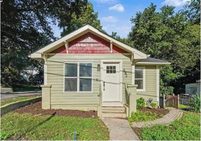 Photo 1 of Single family home for sale at 882 Hall St, Atlanta, GA 30318 | MLS# 7824235 | Listing updated on 2026-09-17