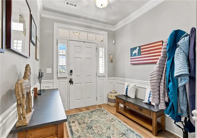 Photo 2 of Townhouse for sale at 10289 Midway Ave, Johns Creek, GA 30022 | MLS# 7836686 | Listing updated on 2026-09-18