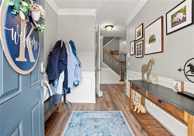 Photo 3 of Townhouse for sale at 10289 Midway Ave, Johns Creek, GA 30022 | MLS# 7836686 | Listing updated on 2026-09-18