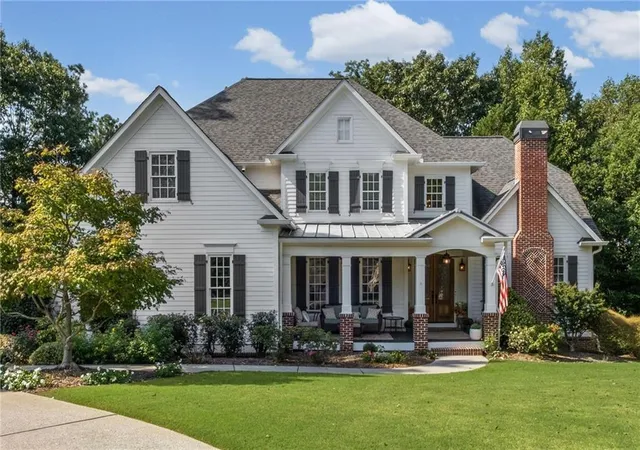 Photo 1 of Sale Pending at 5015 Rockingham Dr, Roswell, GA 30075 | MLS# 7838932 | Listing updated on 2026-10-19