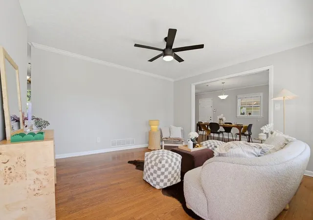 Photo 2 of Single family home for sale at 793 Forest Ridge Dr SE, Marietta, GA 30067 | MLS# 7860590 | Listing updated on 2026-10-29