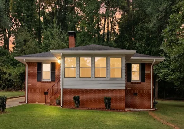 Photo 1 of Single family home for sale at 2686 Snapfinger Rd, Decatur, GA 30034 | MLS# 7849168 | Listing updated on 2026-10-23