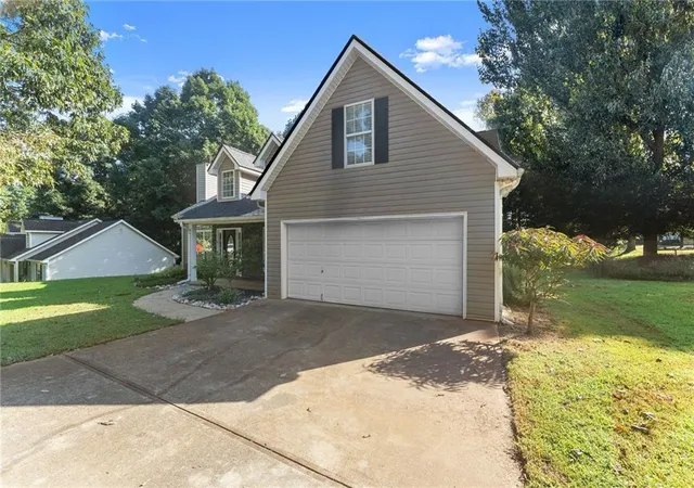 Photo 2 of Single family home for sale at 61 Hawthorne Dr, Jefferson, GA 30549 | MLS# 7831999 | Listing updated on 2026-09-04