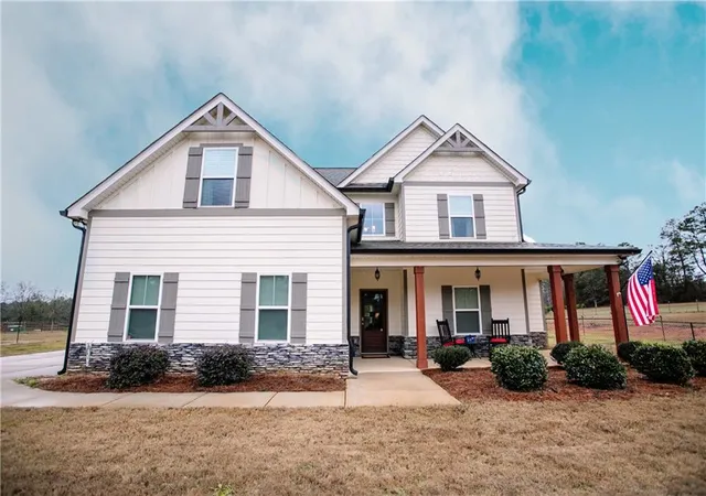 Photo 1 of Single family home for sale at 3221 Hollonville Rd, Williamson, GA 30292 | MLS# 7828446 | Listing updated on 2026-09-02