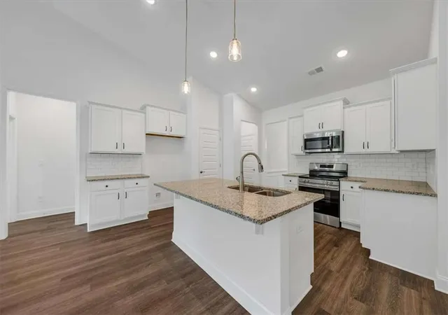 Photo 2 of Single family home for sale at 305 Angela Ave, Bowdon, GA 30108 | MLS# 7850185 | Listing updated on 2026-10-29