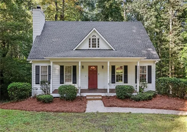 Photo 1 of Single family home for sale at 5960 Bridle Dr, Cumming, GA 30028 | MLS# 7835122 | Listing updated on 2026-09-11