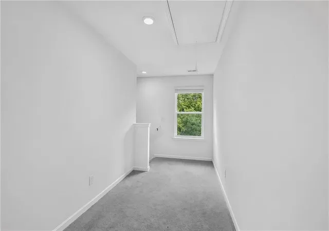 Photo 4 of Single family home for sale at 73 Sea Grv Dr, Rome, GA 30161 | MLS# 7835632 | Listing updated on 2026-09-13