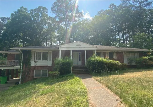 Single family home for sale at 33 Fairfield Dr, Avondale Estates, GA 30002 | MLS# 7823536