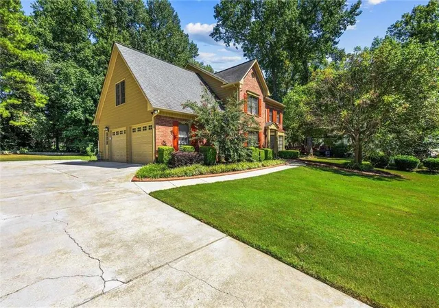 Photo 3 of Sale Pending at 315 Bordeaux Ct #1336123334, Atlanta, GA 30331 | MLS# 7828295 | Listing updated on 2026-10-22