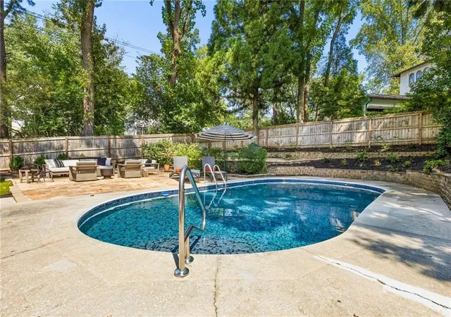 Photo 3 of Sale Pending at 1515 N Morningside Dr Ne, Atlanta, GA 30306 | MLS# 7835676 | Listing updated on 2026-10-07