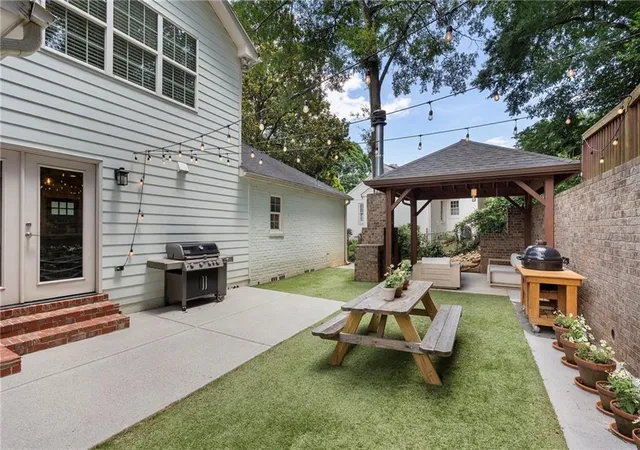 Photo 2 of Sale Pending at 1566 Steele Dr Nw, Atlanta, GA 30309 | MLS# 7820200 | Listing updated on 2026-09-09