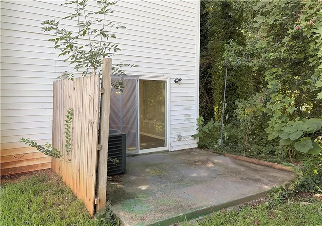 Photo 3 of Single family home for sale at 3539 Sweetgum Ln, Decatur, GA 30032 | MLS# 7839941 | Listing updated on 2026-09-19