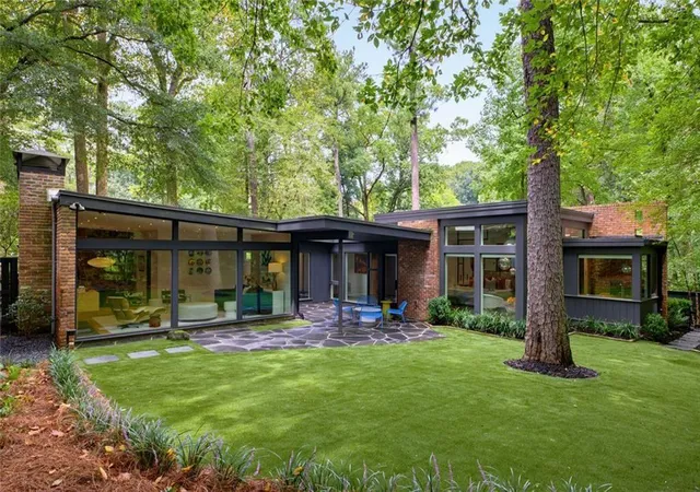 Photo 2 of Single family home for sale at 751 Briar Park Ct Ne, Atlanta, GA 30306 | MLS# 7832301 | Listing updated on 2026-09-13