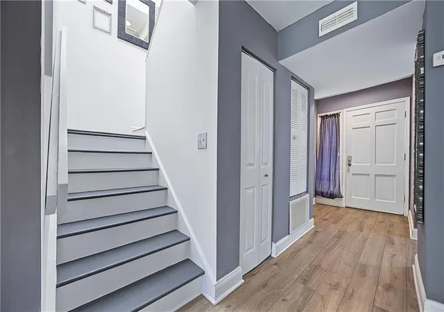 Photo 3 of Condo for sale at 6183 Woodland Rd, Peachtree Corners, GA 30092 | MLS# 7835645 | Listing updated on 2026-10-04