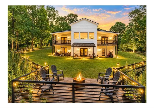 Photo 3 of Single family home for sale at 2086 Burnt Mountain Rd, Ellijay, GA 30536 | MLS# 7802298 | Listing updated on 2026-10-29