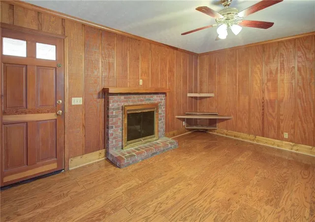 Photo 4 of Sale Pending at 120 Windy Hl Dr, Alpharetta, GA 30004 | MLS# 7833428 | Listing updated on 2026-09-08