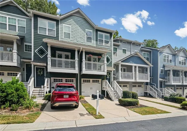 Photo 2 of Townhouse for sale at 1417 Liberty Pkwy Nw, Atlanta, GA 30318 | MLS# 7844341 | Listing updated on 2026-10-08