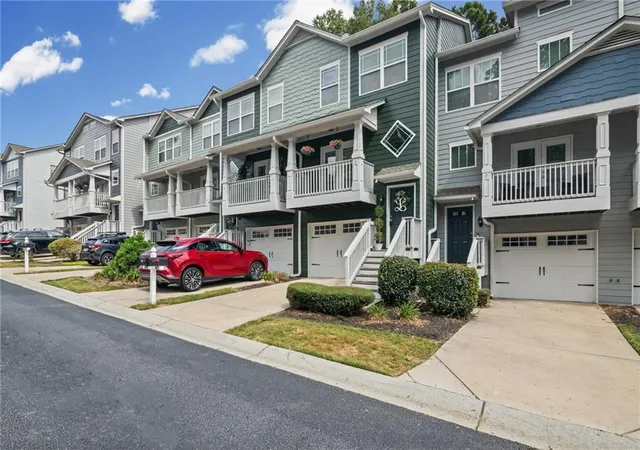 Photo 3 of Townhouse for sale at 1417 Liberty Pkwy NW, Atlanta, GA 30318 | MLS# 7844341 | Listing updated on 2026-10-08