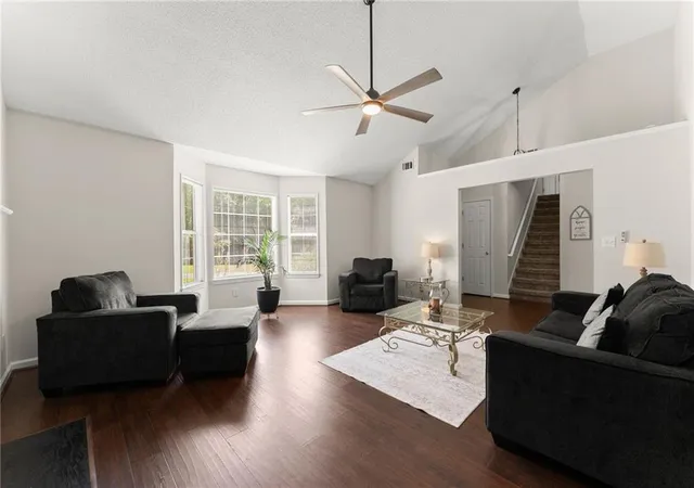 Photo 4 of Single family home for sale at 7050 Treeline Dr, Cumming, GA 30028 | MLS# 7831311 | Listing updated on 2026-09-03