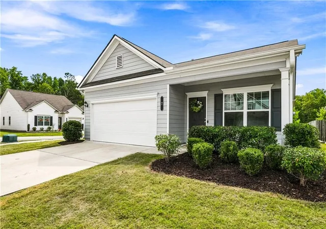 Photo 1 of Sale Pending at 7 Crossroad Cir, Jasper, GA 30143 | MLS# 7829887 | Listing updated on 2026-09-27