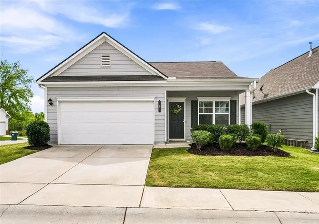 Photo 3 of Sale Pending at 7 Crossroad Cir, Jasper, GA 30143 | MLS# 7829887 | Listing updated on 2026-09-27