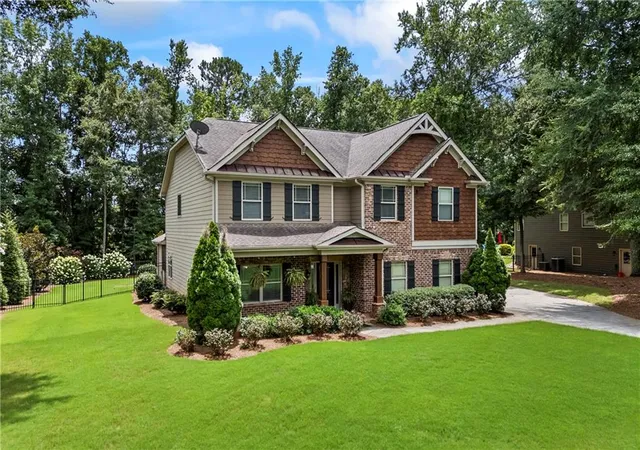 Photo 2 of Single family home for sale at 672 Callie Cirlce Cir, Jefferson, GA 30549 | MLS# 7810042 | Listing updated on 2026-09-10