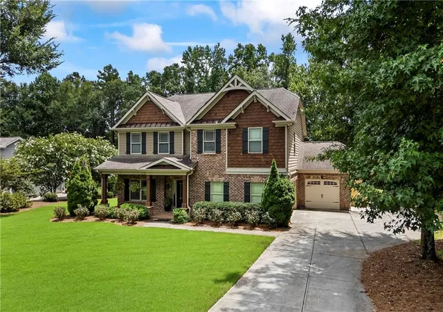 Photo 3 of Single family home for sale at 672 Callie Cirlce Cir, Jefferson, GA 30549 | MLS# 7810042 | Listing updated on 2026-09-10