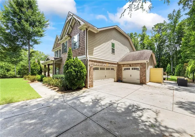 Photo 4 of Single family home for sale at 672 Callie Cirlce Cir, Jefferson, GA 30549 | MLS# 7810042 | Listing updated on 2026-09-10