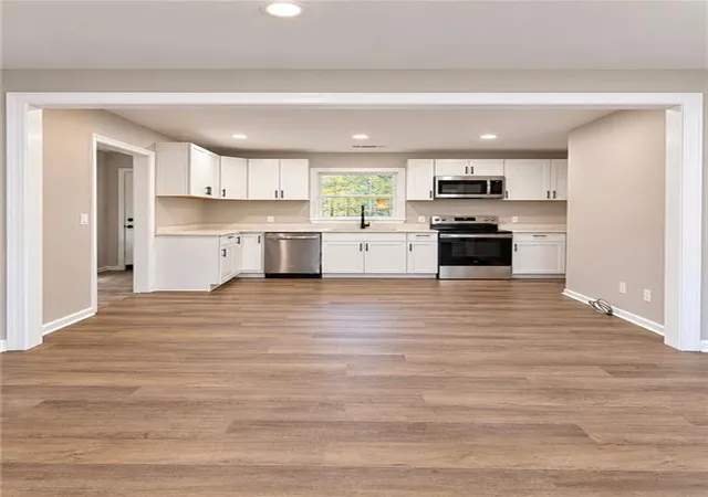 Photo 3 of Single family home for sale at 13 Rooney Rd SW, Rome, GA 30165 | MLS# 7860609 | Listing updated on 2026-10-29