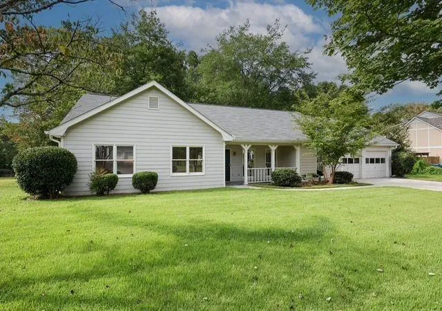 Photo 2 of Single family home for sale at 1106 Lakeridge Ct, Grayson, GA 30017 | MLS# 7815614 | Listing updated on 2026-09-19