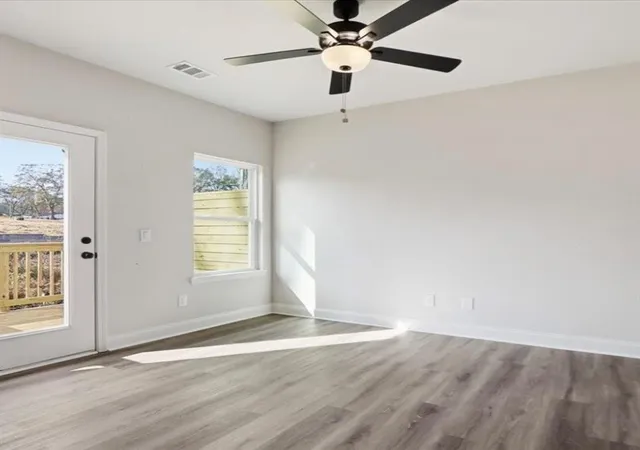 Photo 4 of Townhouse for sale at 59 Wright St #69, Lavonia, GA 30553 | MLS# 7832113 | Listing updated on 2026-09-09