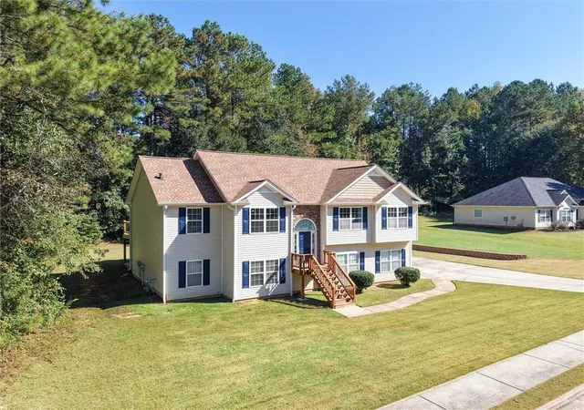 Photo 2 of Single family home for sale at 63 Champion Way, Hiram, GA 30141 | MLS# 7854704 | Listing updated on 2026-10-17