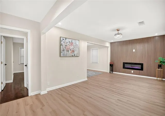 Photo 4 of Single family home for sale at 1958 Penelope St NW, Atlanta, GA 30314 | MLS# 7846326 | Listing updated on 2026-10-29