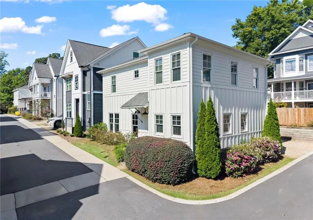 Photo 1 of Sale Pending at 646 Juneberry Ln, Atlanta, GA 30316 | MLS# 7853834 | Listing updated on 2026-10-27