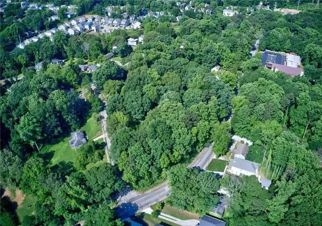 Photo 1 of Sale Pending at 995 Custer Ave Se, Atlanta, GA 30316 | MLS# 7724375 | Listing updated on 2026-10-06