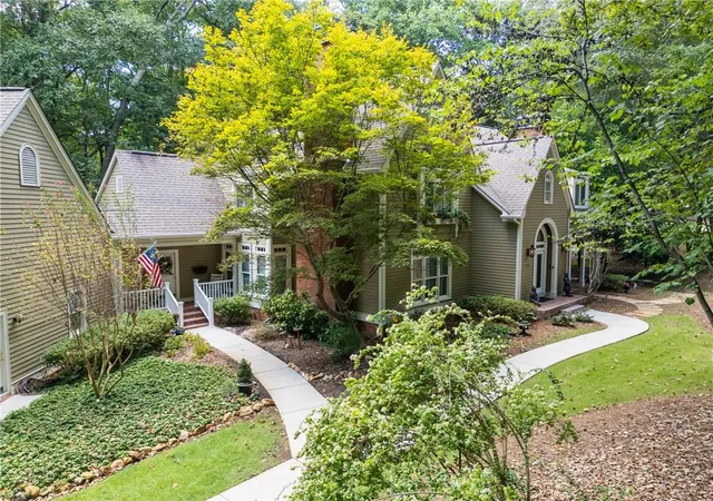 Photo 3 of Single family home for sale at 5241 Hermitage Dr, Powder Springs, GA 30127 | MLS# 7840228 | Listing updated on 2026-09-19