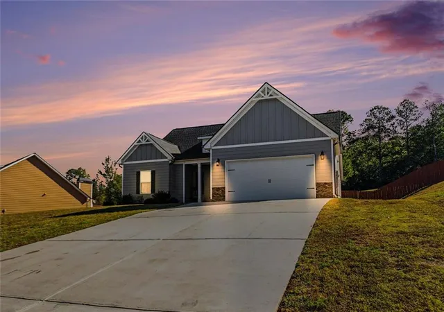 Photo 2 of Single family home for sale at 128 Holtz Dr, Carrollton, GA 30117 | MLS# 7858619 | Listing updated on 2026-10-24