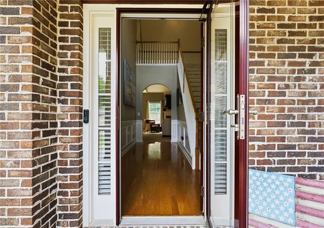 Photo 3 of Single family home for sale at 17 Lilyfield Ln, Acworth, GA 30101 | MLS# 7833676 | Listing updated on 2026-09-08