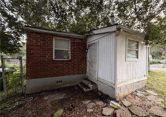 Photo 2 of Single family home for sale at 2635 Godfrey Dr NW, Atlanta, GA 30318 | MLS# 7855543 | Listing updated on 2026-10-20