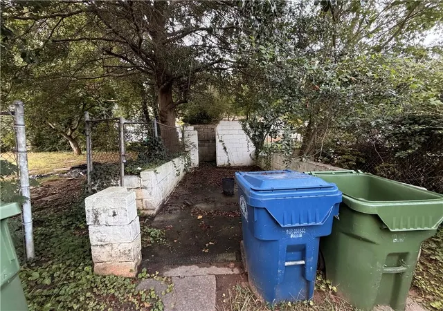 Photo 3 of Single family home for sale at 2635 Godfrey Dr NW, Atlanta, GA 30318 | MLS# 7855543 | Listing updated on 2026-10-20