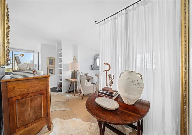 Listing Photo 1 - Condo for sale in building located at 2575 Peachtree Rd Ne, Atlanta, GA 30305 - Unit #22H