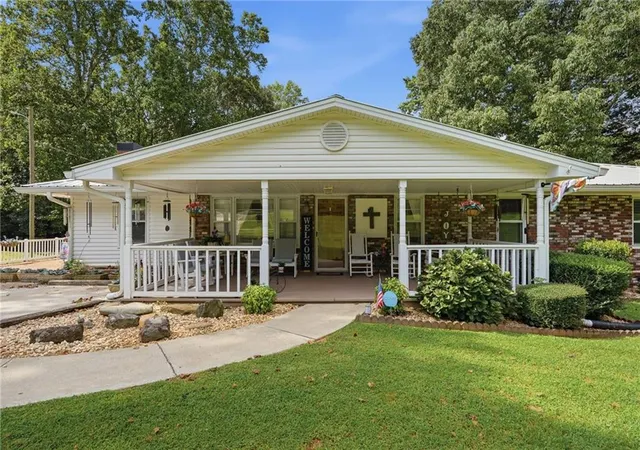 Photo 3 of Single family home for sale at 6757 Campground Rd, Cumming, GA 30040 | MLS# 7844392 | Listing updated on 2026-09-29